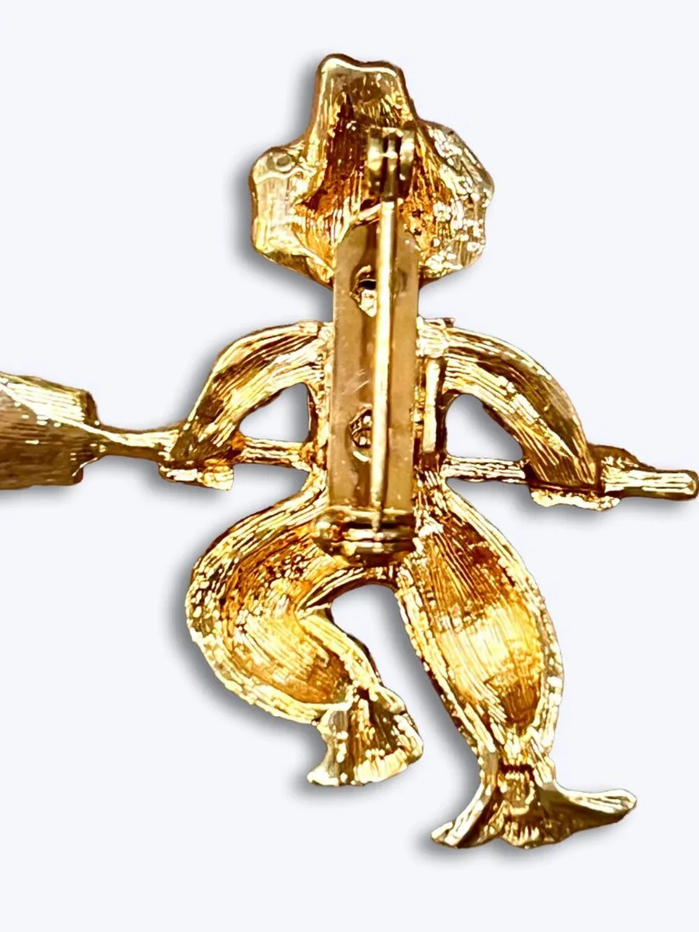 Vtg Avon Goldtone Enamel Dancing Scarecrow Broom Brooch Pin Halloween Fall Retro